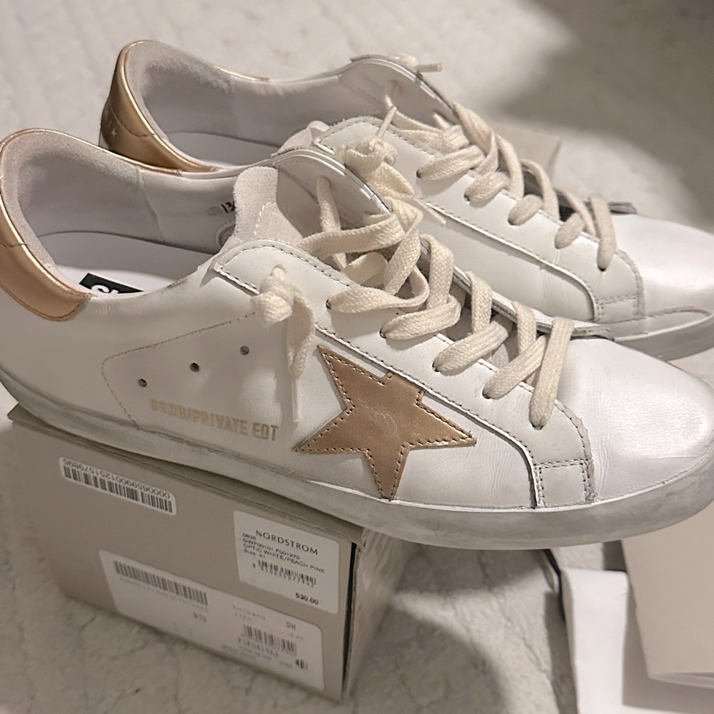 Like new! Size 41 Super-Star Low Top Optic White/Peach Pink